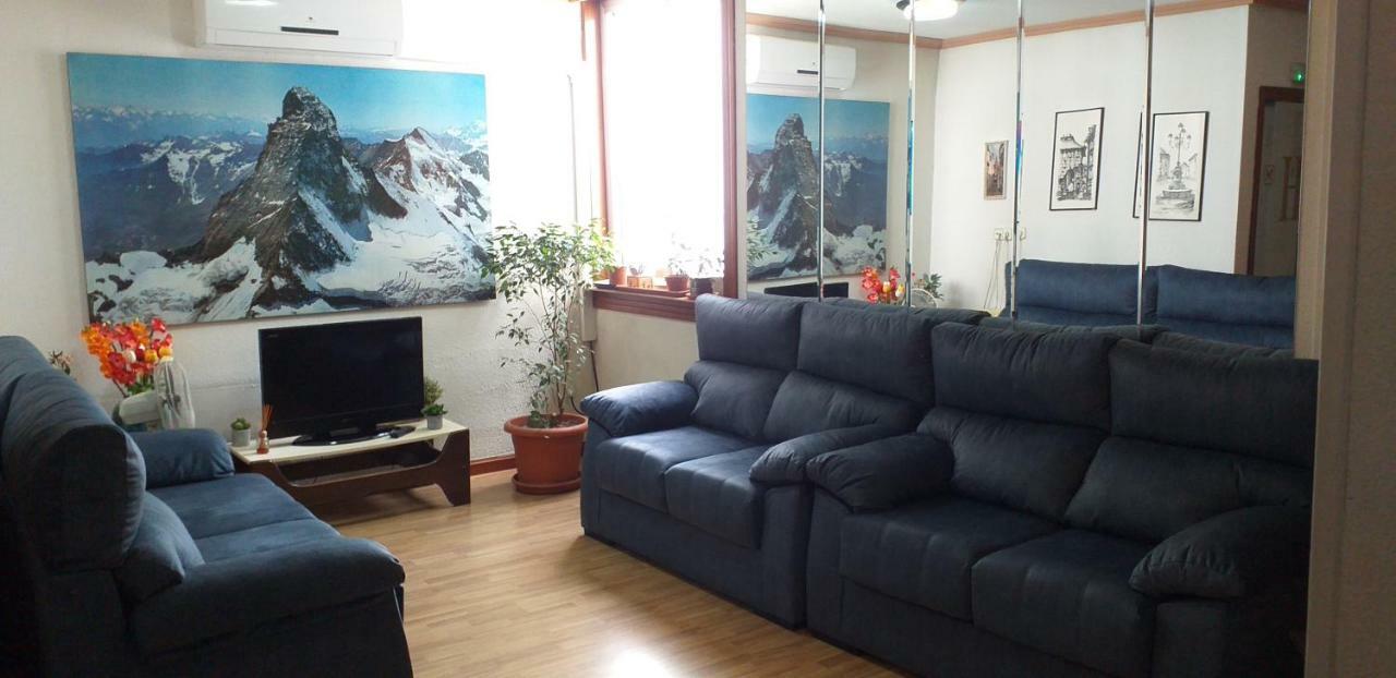 Hostal Rio Parana Madrid Exterior photo