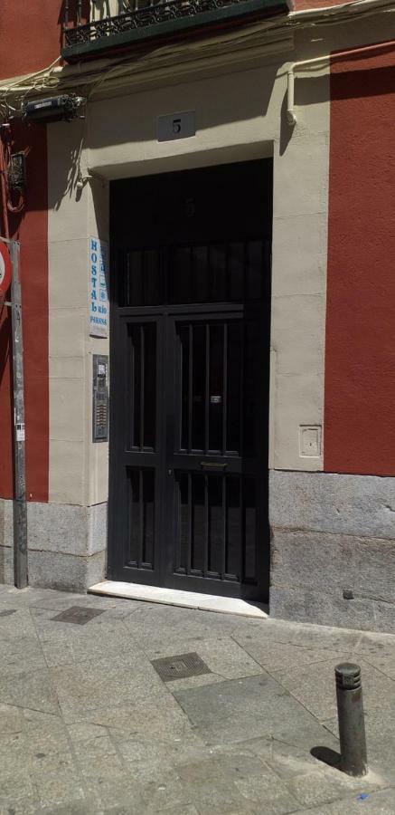 Hostal Rio Parana Madrid Exterior photo